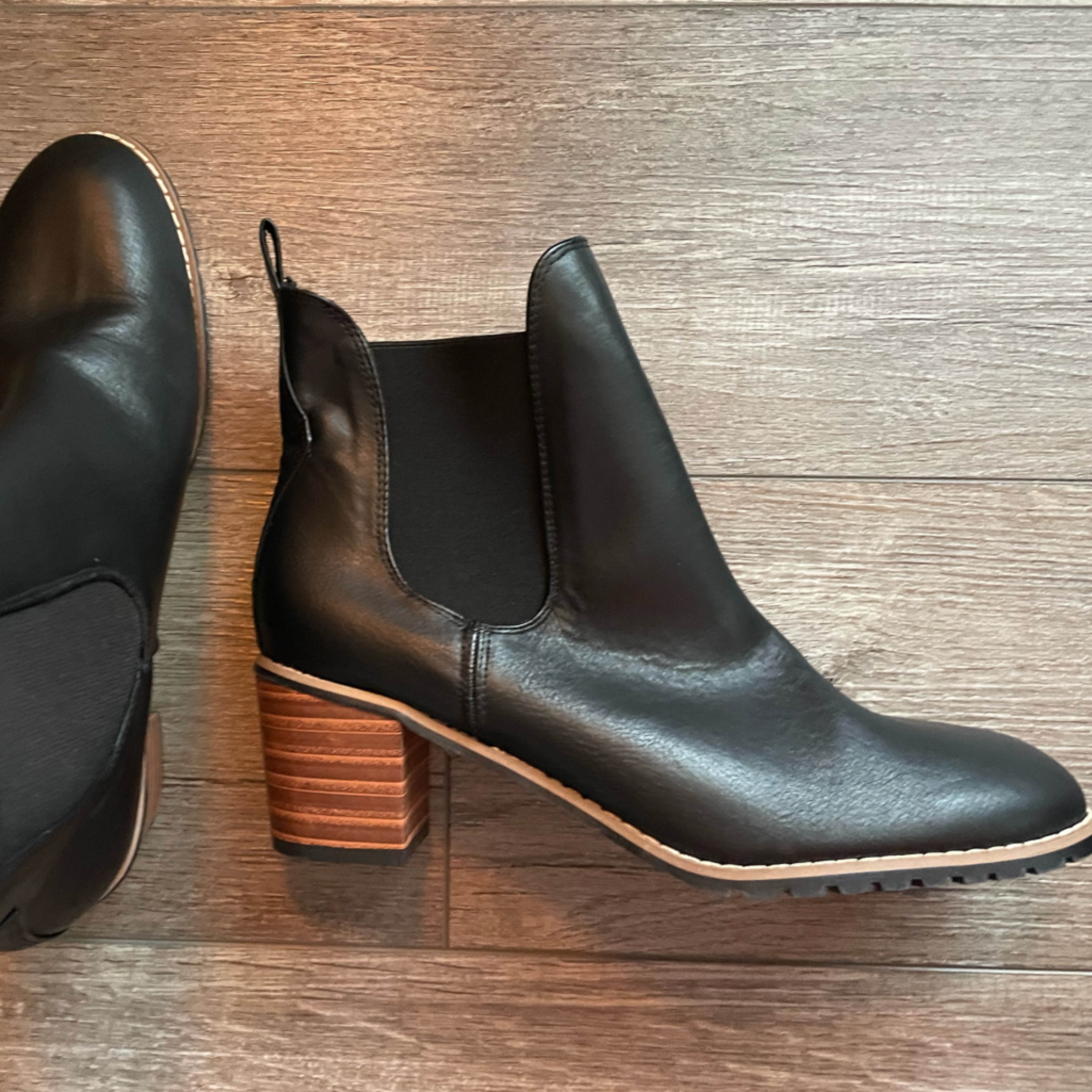 Jollimall BrandNew Size 41 Black Ankle Boots